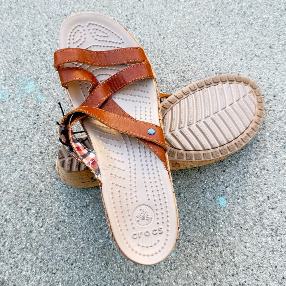 CROCS Strappy Cork Wedge Sandals size 9 preloved spring summer brunch vacation - Picture 5 of 6